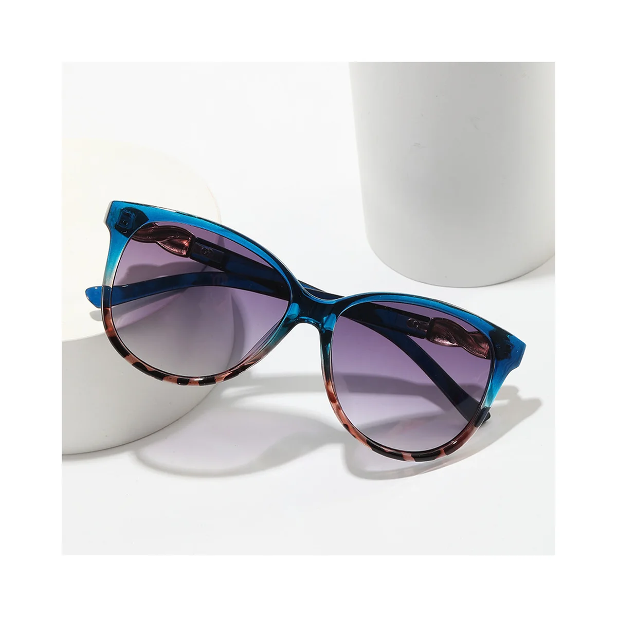 Vintage Small Frame Sunglasses ZN4159