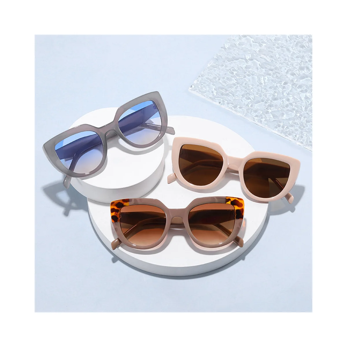 Two-Tone Modern Sunglasses ZN4160